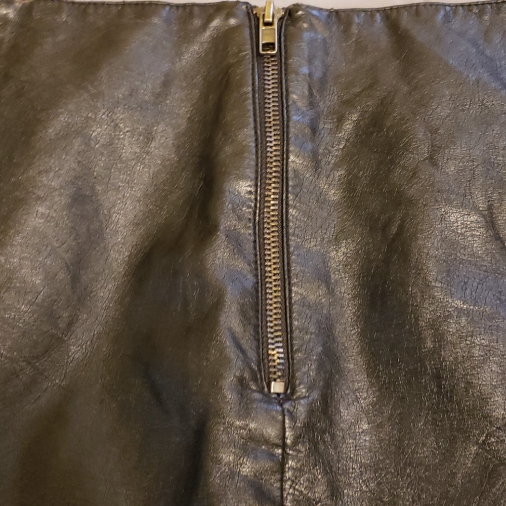 Mini skirt - Picture 4 of 7
